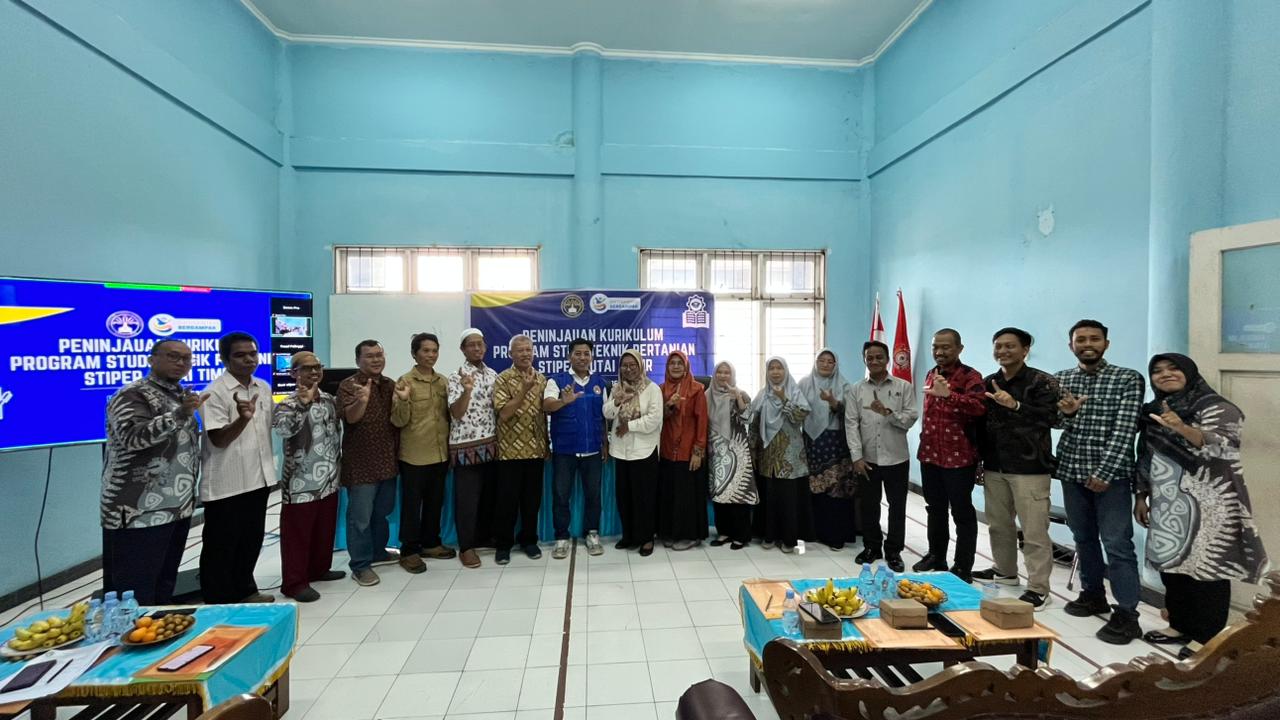 Peninjauan Kurikulum 2025